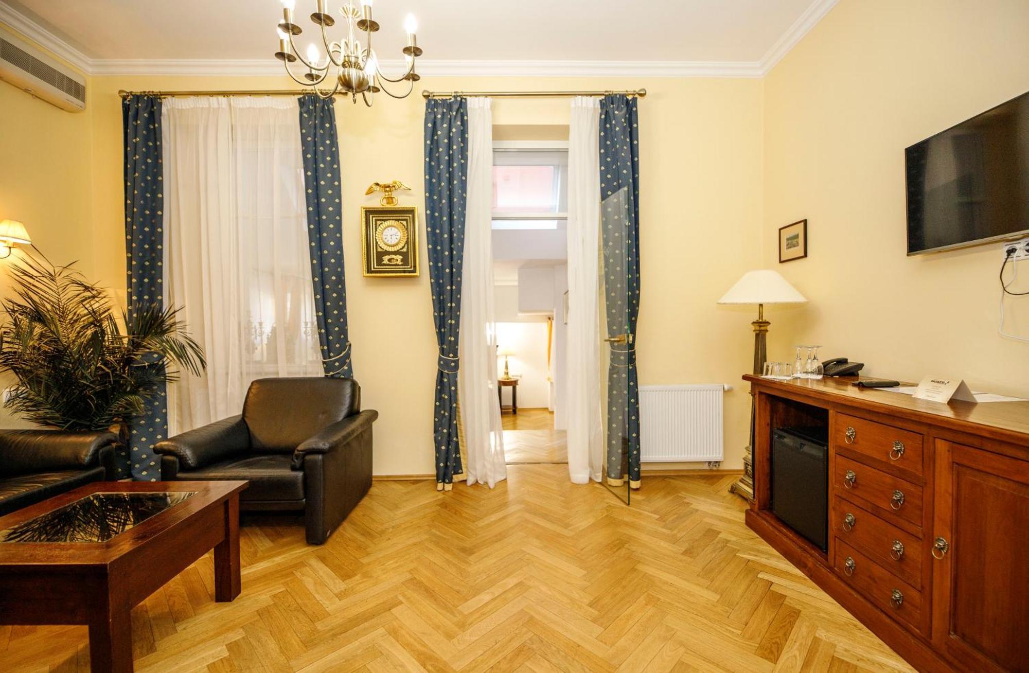 Salvator Hotel Karlsbad Rum bild