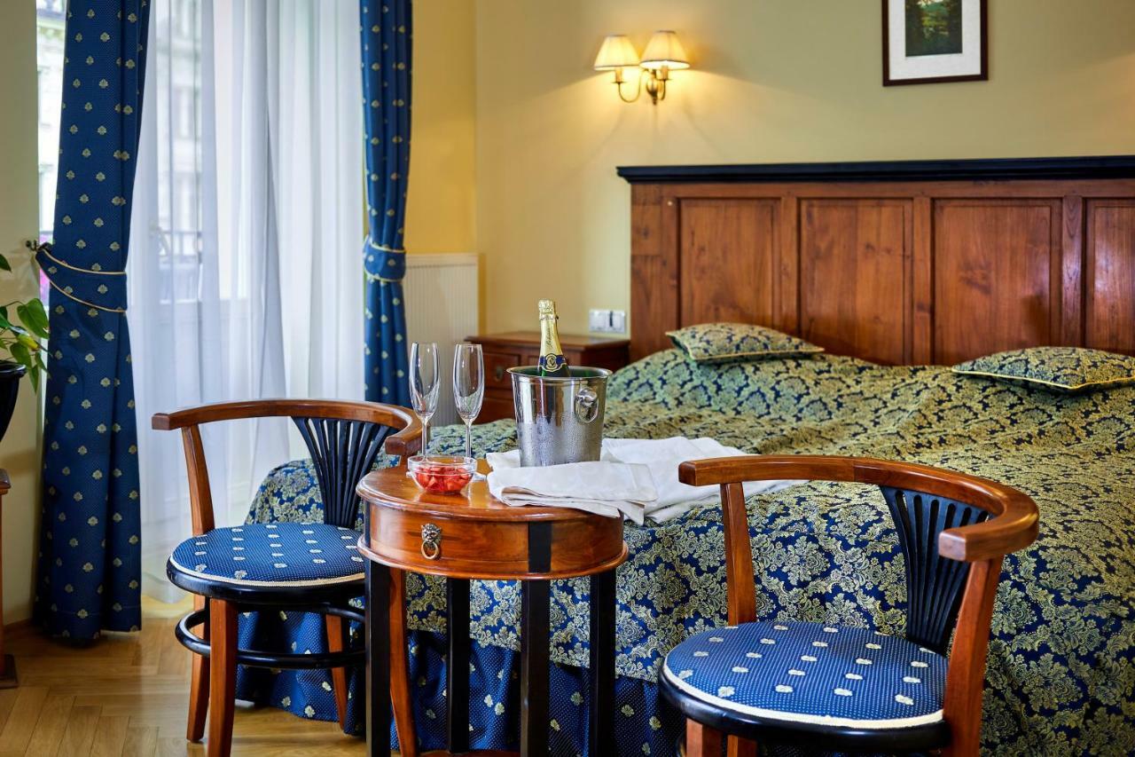 Salvator Hotel Karlsbad Exteriör bild
