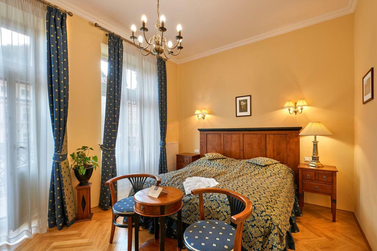 Salvator Hotel Karlsbad Exteriör bild